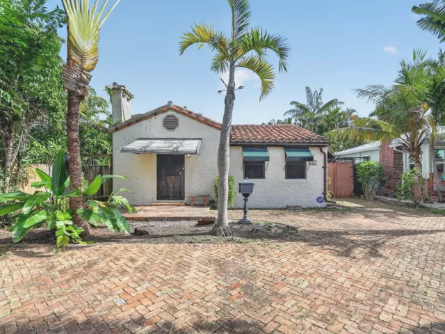 Продажа дома по адресу 109 George Bush Boulevard - фото 8901968