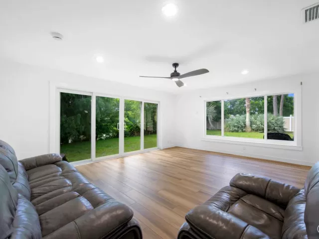 Продажа дома по адресу 5288 SW 92nd Terrace - фото 8887136