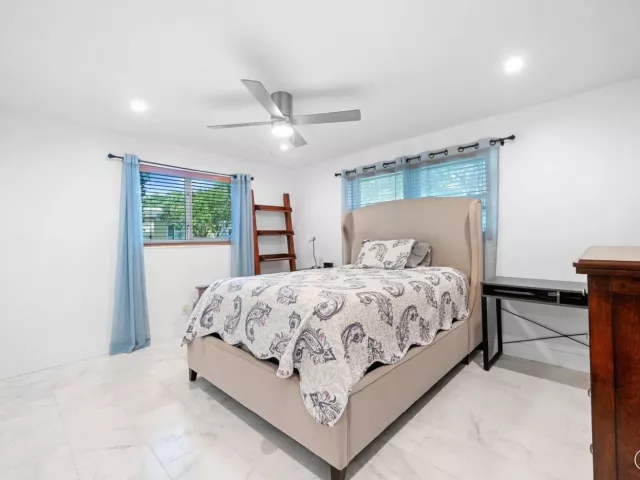 Продажа дома по адресу 5288 SW 92nd Terrace - фото 8887137