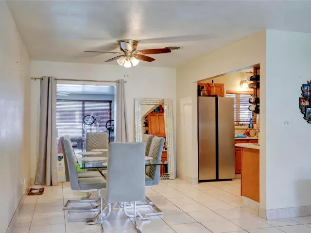 Продажа дома по адресу 970 SW 3rd Avenue - фото 9004175