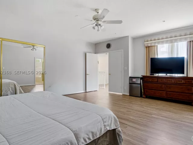 Продажа дома по адресу 3722 NE 208th Ter - фото 8886173
