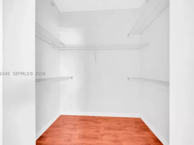 Продажа дома по адресу 2019 SE 13th St - фото 8925720