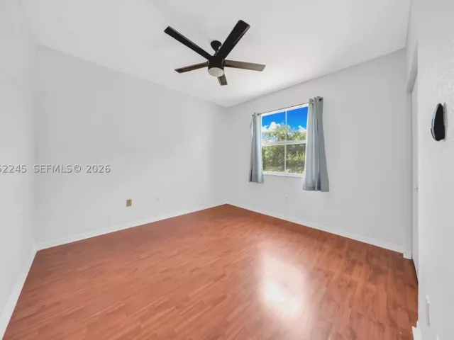 Продажа дома по адресу 2019 SE 13th St - фото 8925721