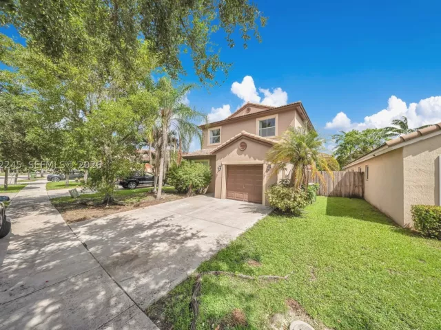 Продажа дома по адресу 2019 SE 13th St - фото 8925710