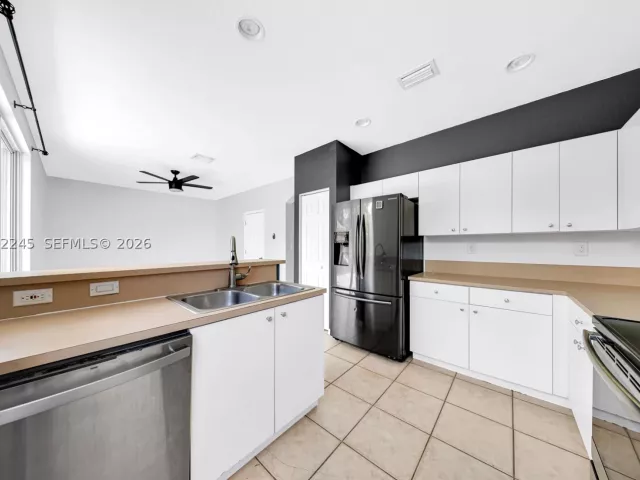 Продажа дома по адресу 2019 SE 13th St - фото 8925712