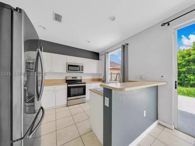 Продажа дома по адресу 2019 SE 13th St - фото 8925713