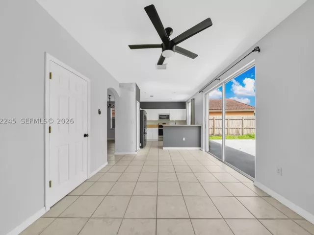 Продажа дома по адресу 2019 SE 13th St - фото 8925715