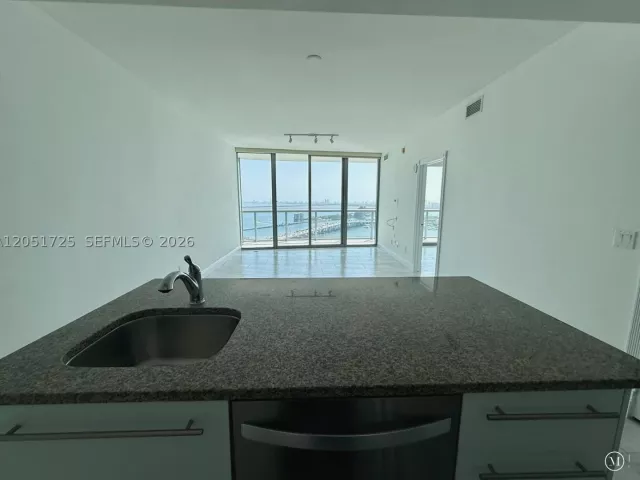 Продажа квартиры #3611 - фото 8895566