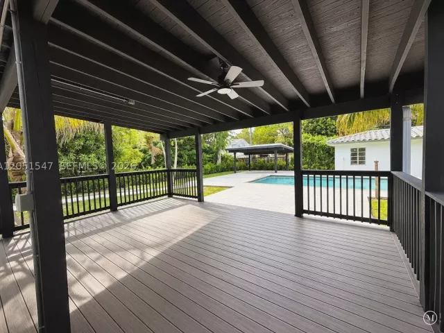 Продажа дома по адресу 859 NE 115th St - фото 8887731