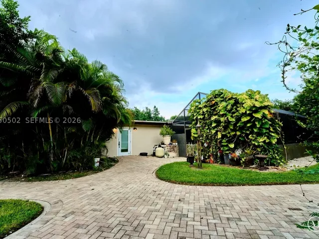 Продажа дома по адресу 21601 SW 154th Ave - фото 8888067
