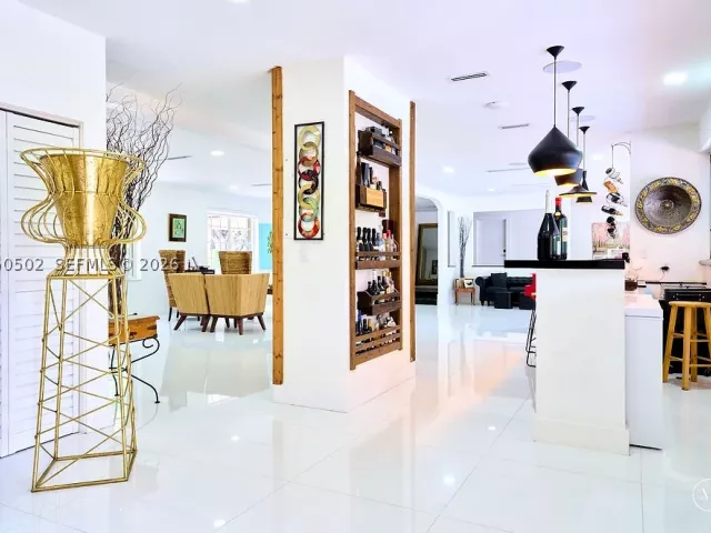 Продажа дома по адресу 21601 SW 154th Ave - фото 8888054