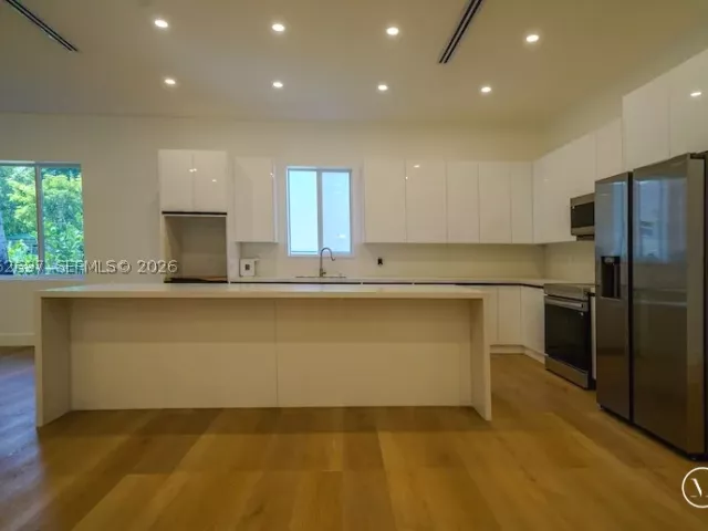 Продажа дома по адресу 112 NW 24th Ct - фото 8886826