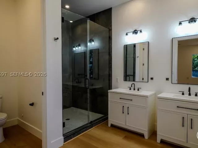 Продажа дома по адресу 112 NW 24th Ct - фото 8886819