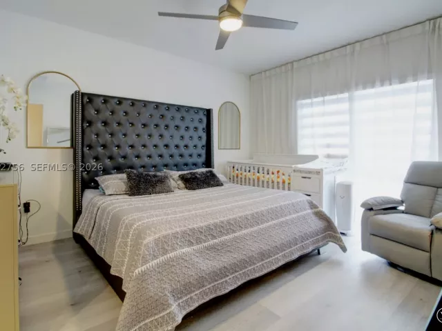Продажа дома по адресу 789 SE 16th Ct - фото 8887930