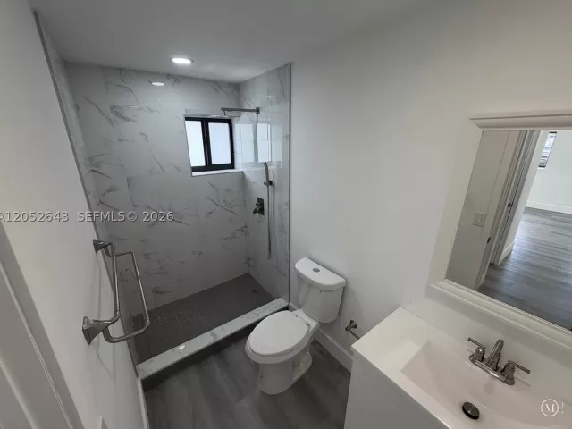 Продажа дома по адресу 13885 NW 5th Ave - фото 8887255