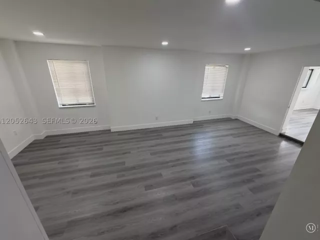 Продажа дома по адресу 13885 NW 5th Ave - фото 8887251