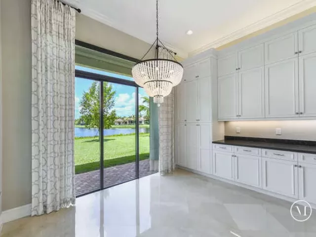 Продажа дома по адресу 16751 PICARDY Way - фото 8912119