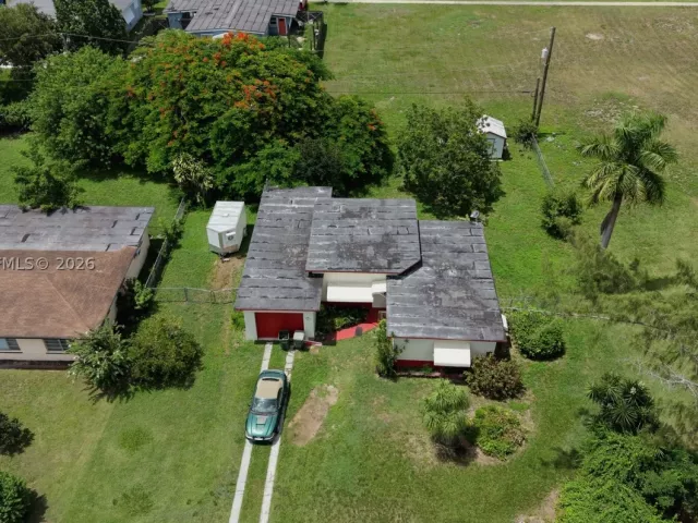Продажа дома по адресу 27 NW 18th St - фото 8888302