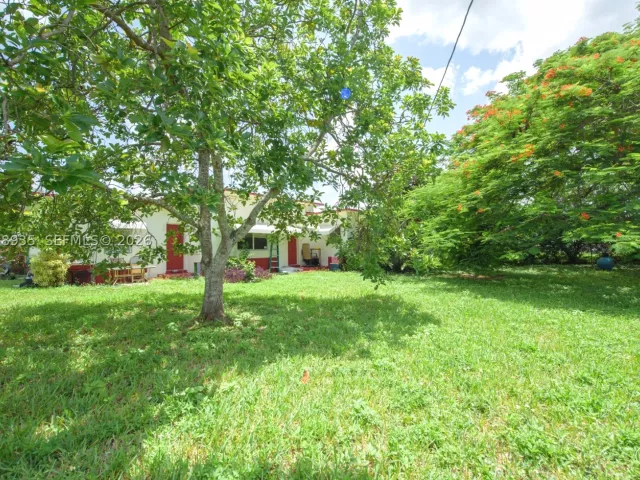 Продажа дома по адресу 27 NW 18th St - фото 8888306