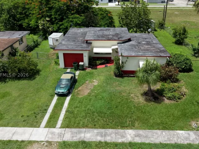 Продажа дома по адресу 27 NW 18th St - фото 8888296