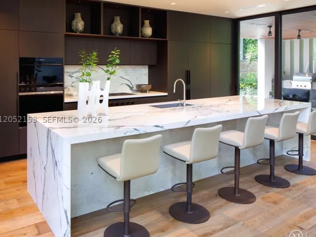 Продажа дома по адресу 3910 Battersea Rd - фото 8897229