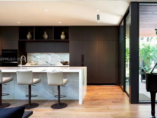 Продажа дома по адресу 3910 Battersea Rd - фото 8897231