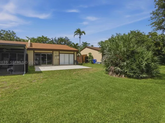 Продажа дома по адресу 10680 Cherry Ave - фото 9208833