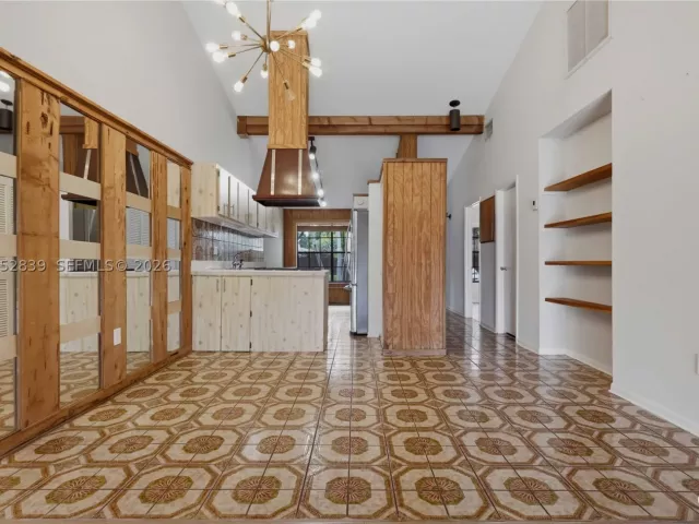 Продажа дома по адресу 10680 Cherry Ave - фото 8910047