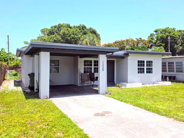 Продажа дома по адресу 1220 NE 1ST Avenue - фото 8908003