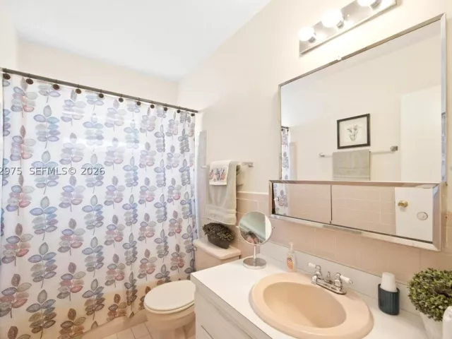 Продажа дома по адресу 225 NW 15th St - фото 8888650