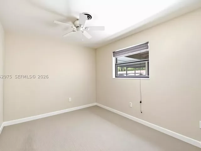 Продажа дома по адресу 225 NW 15th St - фото 8888651