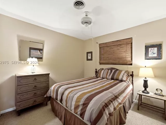 Продажа дома по адресу 225 NW 15th St - фото 8888652