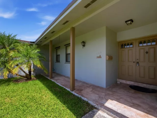 Продажа дома по адресу 225 NW 15th St - фото 8888638