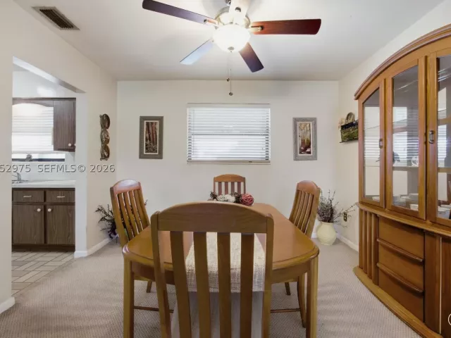 Продажа дома по адресу 225 NW 15th St - фото 8888641