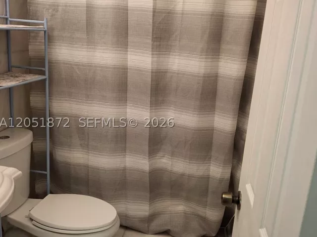 Продажа дома по адресу 4331 SW 23rd Ct - фото 9269674