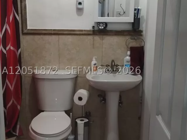 Продажа дома по адресу 4331 SW 23rd Ct - фото 9269681