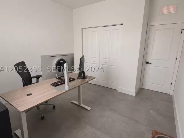 Продажа дома по адресу 12753 SW 213th Ter - фото 8888543