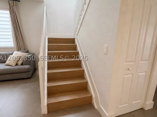 Продажа дома по адресу 12753 SW 213th Ter - фото 8888547