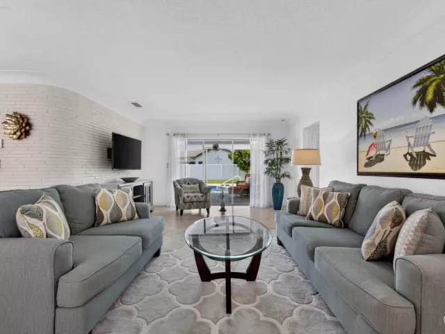 Продажа дома по адресу 1517 SE 14TH Street - фото 9274434