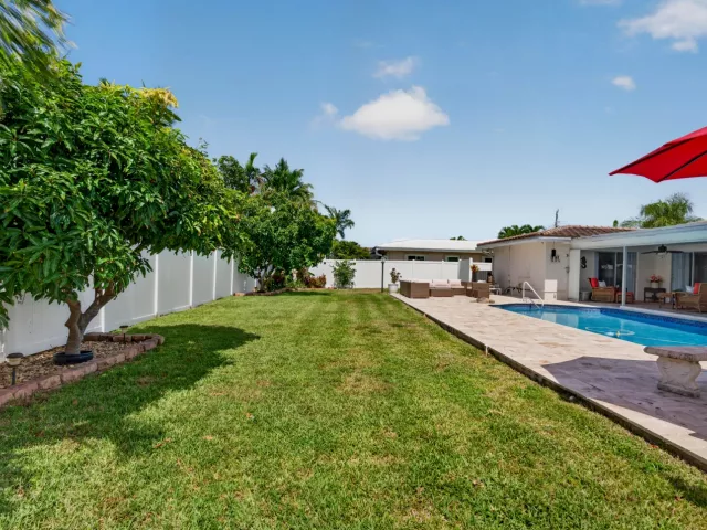 Продажа дома по адресу 1517 SE 14TH Street - фото 9274470