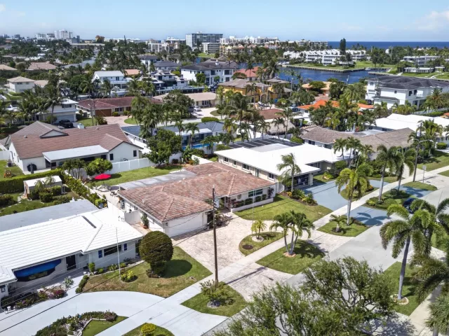 Продажа дома по адресу 1517 SE 14TH Street - фото 9274474