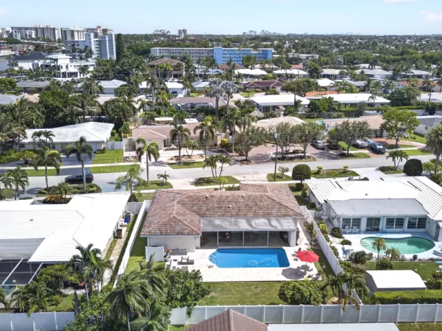 Продажа дома по адресу 1517 SE 14TH Street - фото 9274476