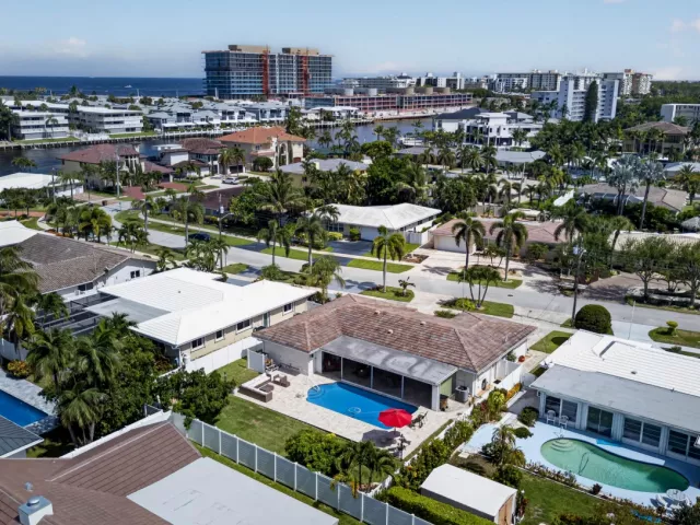 Продажа дома по адресу 1517 SE 14TH Street - фото 9274477