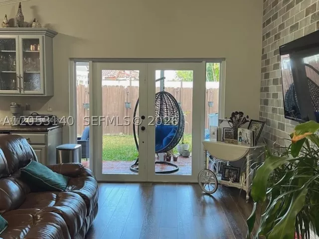 Продажа дома по адресу 4911 SW 142nd Pl - фото 8888566