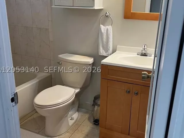 Продажа дома по адресу 4911 SW 142nd Pl - фото 8888572