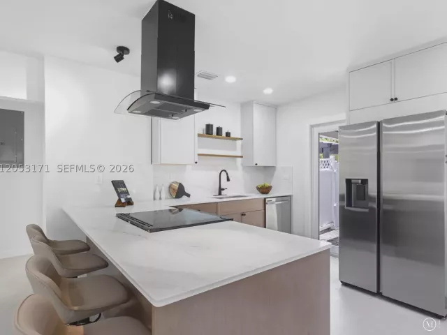 Продажа дома по адресу 1014 SW 20th St - фото 8918210
