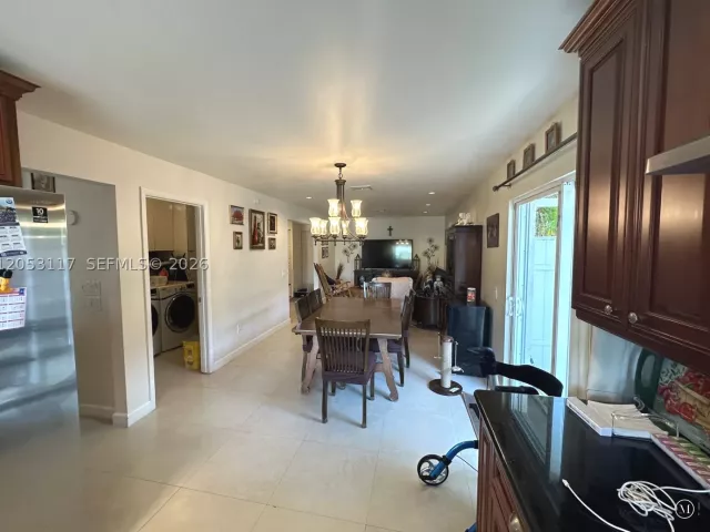 Продажа дома по адресу 5030 SW 149th Pl - фото 8929729