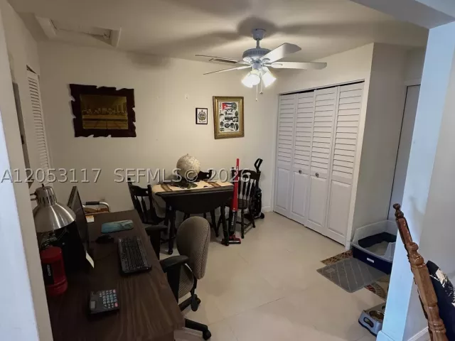 Продажа дома по адресу 5030 SW 149th Pl - фото 8929732