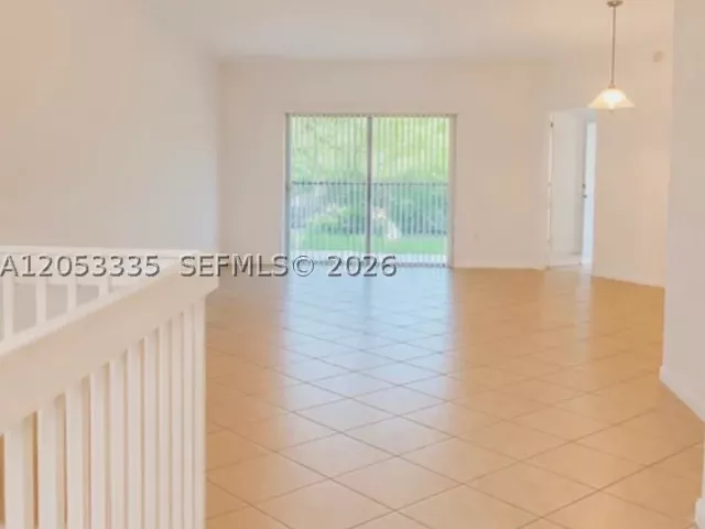 Продажа дома по адресу 3043 SW 147th Pl - фото 8889917