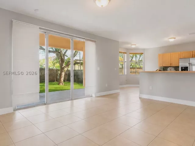 Продажа дома по адресу 3043 SW 147th Pl - фото 8889911
